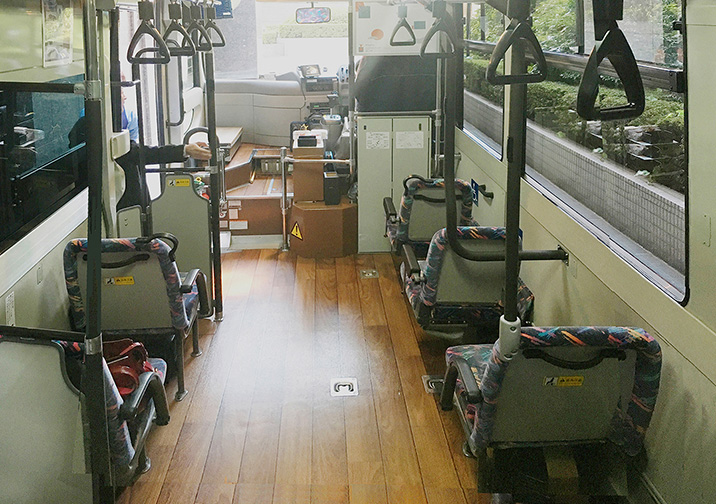 SHUTTLE BUS - 既存内装